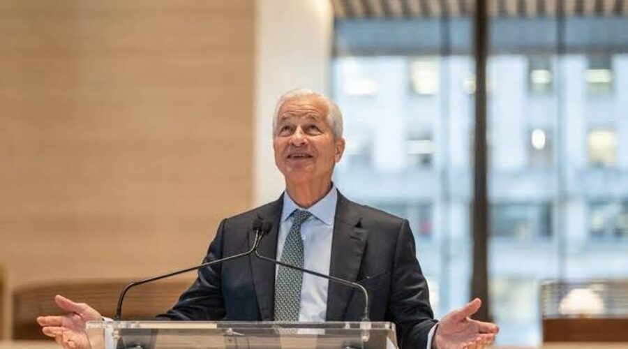 Jamie Dimon: Umělá inteligence může zlepšit náš život, ale vyžaduje regulaci
