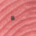 Nejmenší autonomní robot na světě: Revoluce v mikrorobotice