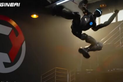 Nový humanoidní robot T800 společnosti EngineAI