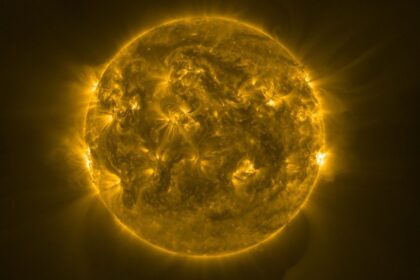 Obrovská skupina slunečních skvrn na Slunci: Hrozba pro naše elektrické sítě