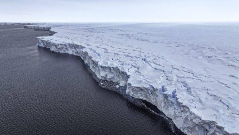 Robotická flottéra odhaluje tajemství Antarktidy