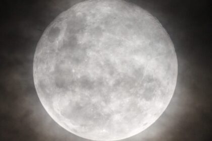 Superúplněk v lednu a jeho vzácné souběhy