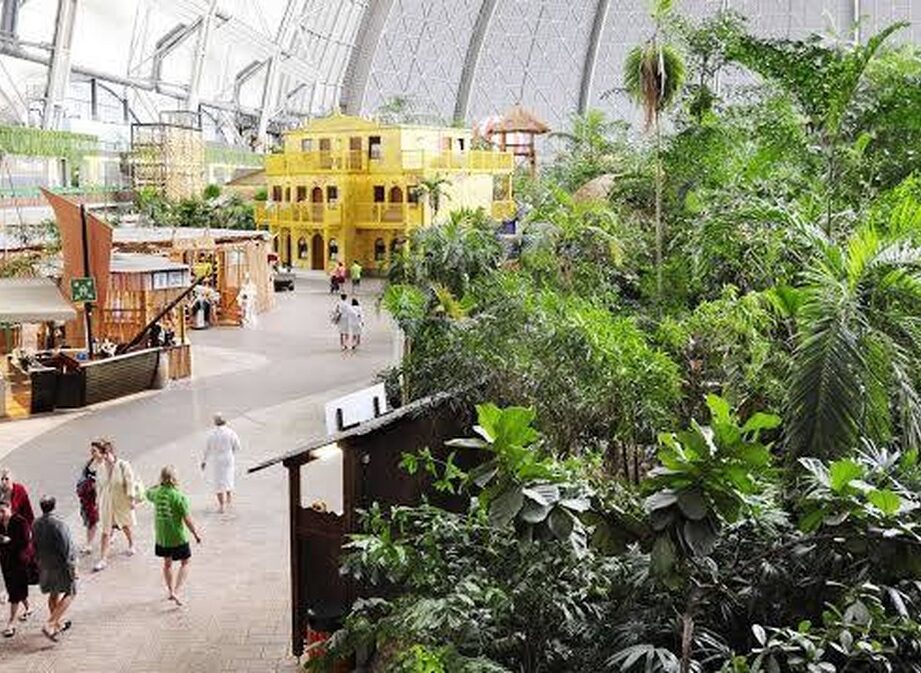 Tropický ráj v Německu – největší krytý deštný prales na světě