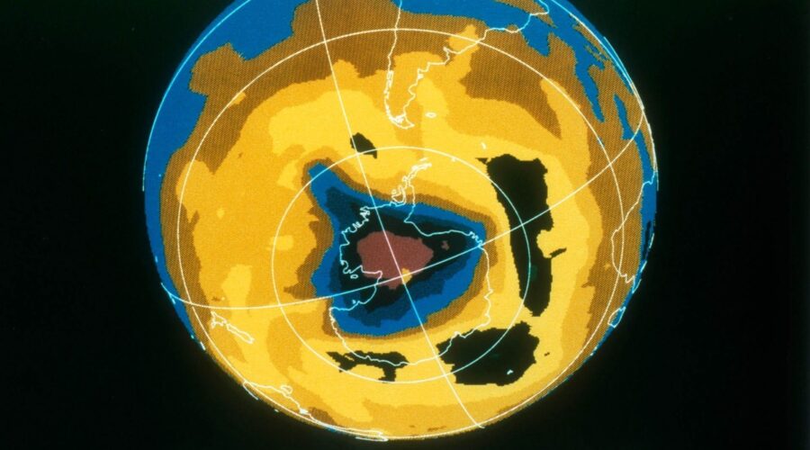 Úspěšné Snížení Ozónové Děry Nad Antarktidou