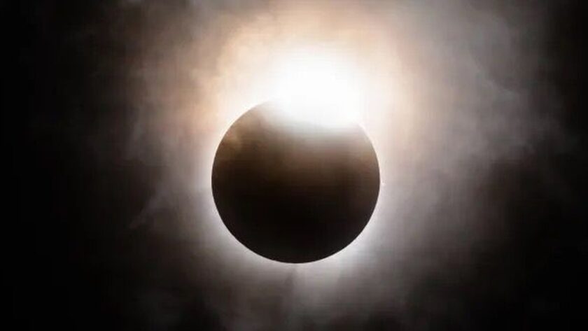 Vědecký Fenomén: Nejdelší Sluneční Zatmění Tohoto Století