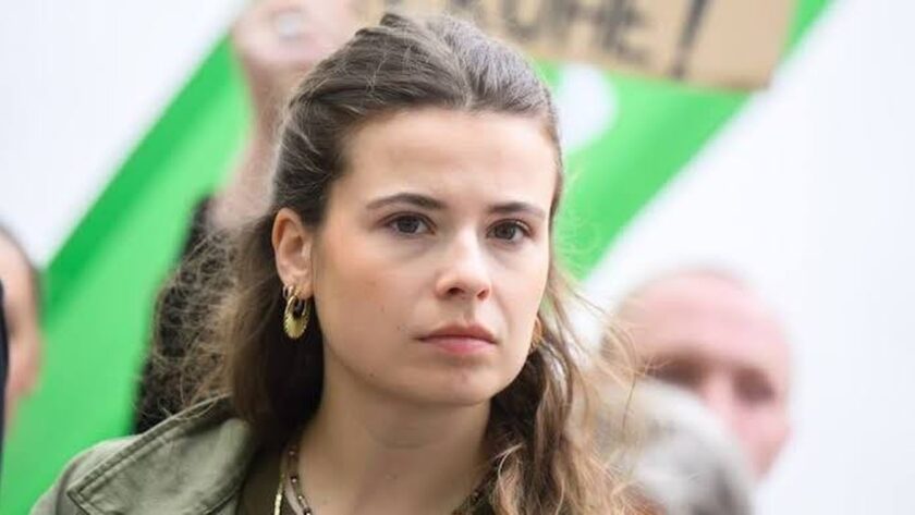 Luisa Neubauer učí živě z Antarktidy – více než 1000 školních tříd se přihlásilo